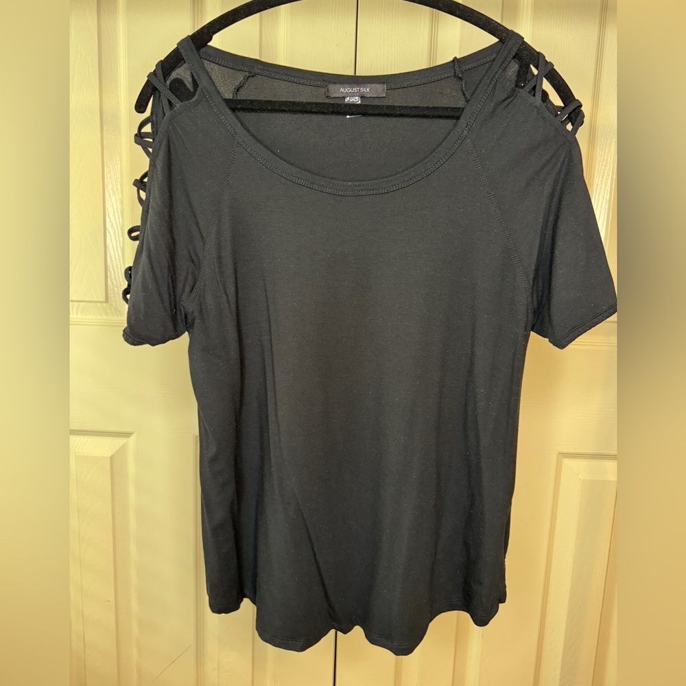 August Silk top black women’s size X-Large